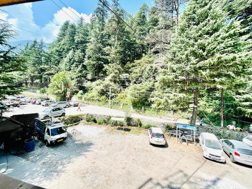 Hotel Hadimba Palace - Free Pickup From Volvo Bus Stand Manali  Exterior photo