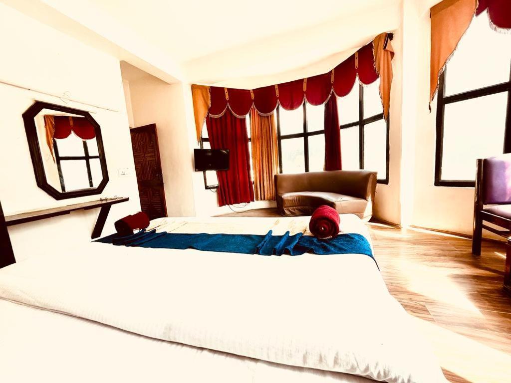 Hotel Hadimba Palace - Free Pickup From Volvo Bus Stand Manali  Exterior photo